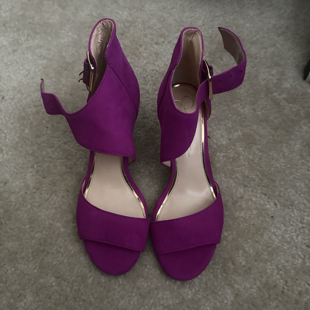 Jessica Simpson Fuchsia Heels